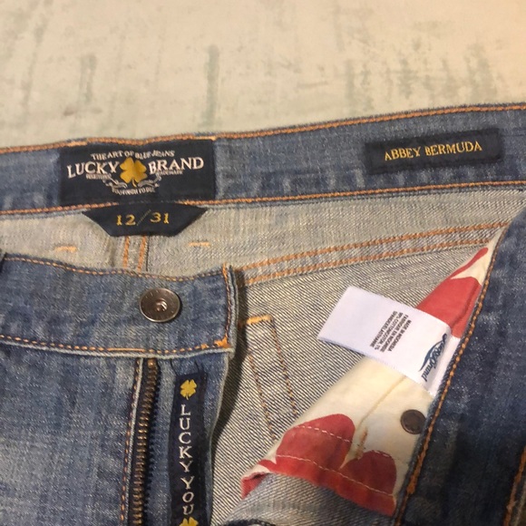 Lucky jean to knee - Picture 2 of 5